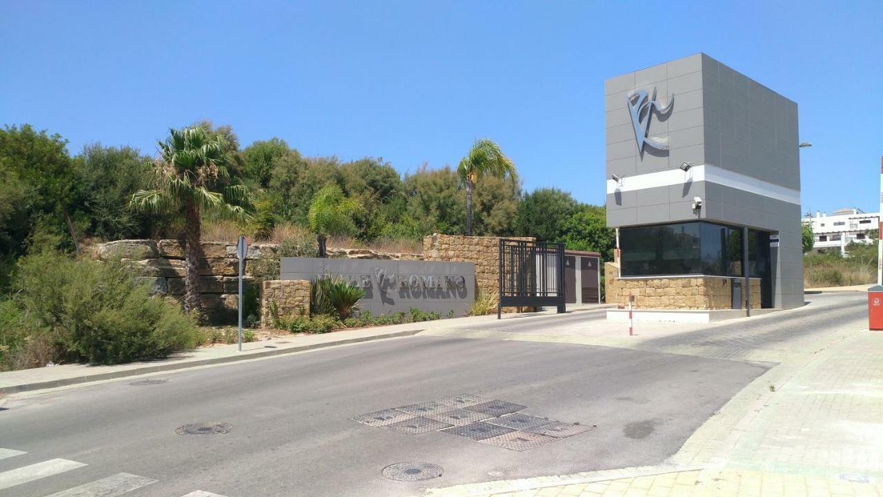 Urb. Valle Romano Capitolio 11B-C Estepona Luaran gambar
